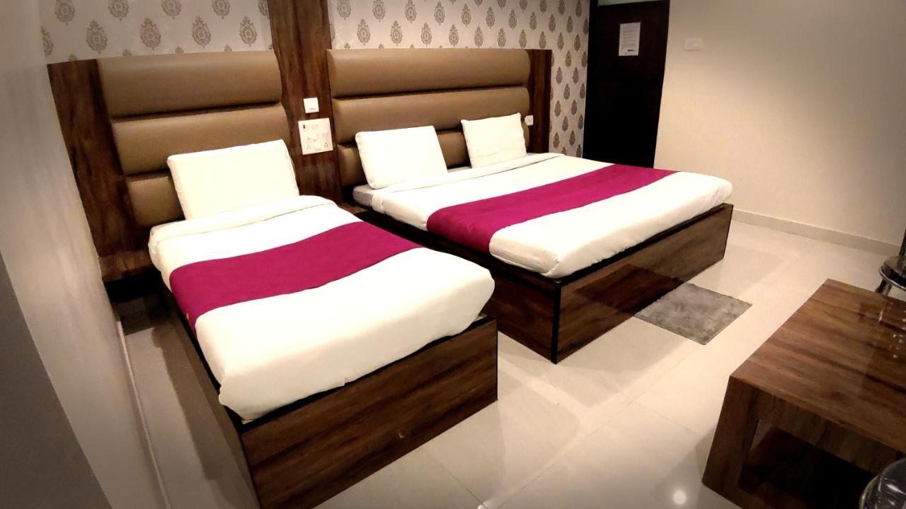 City Hotel Prayagraj Exterior photo