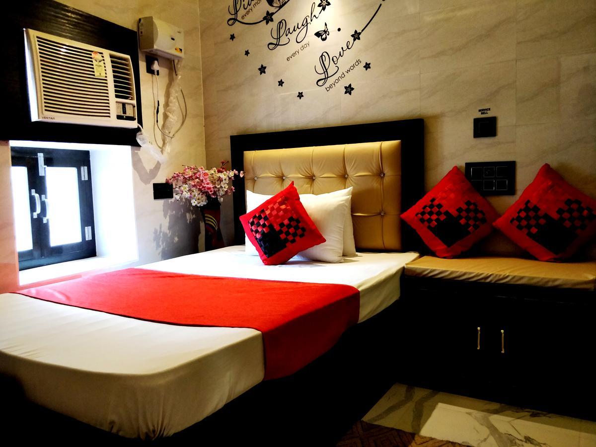 City Hotel Prayagraj Exterior photo