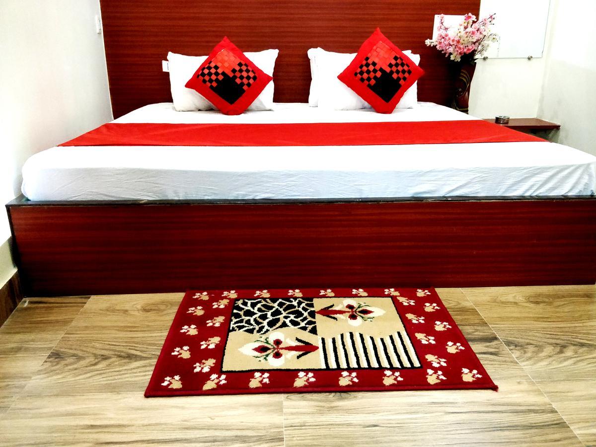 City Hotel Prayagraj Exterior photo
