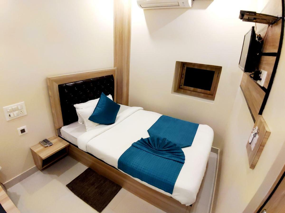 City Hotel Prayagraj Exterior photo